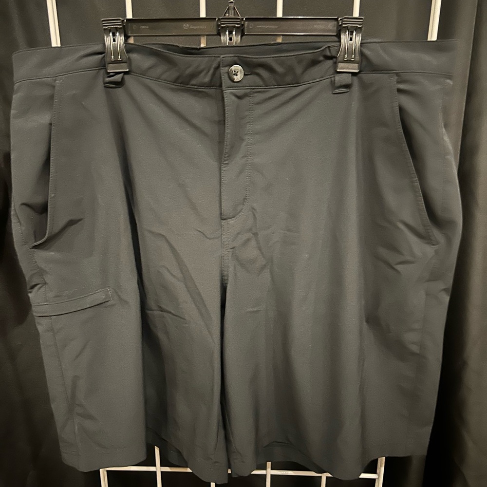 Columbia Black Cargo Shorts